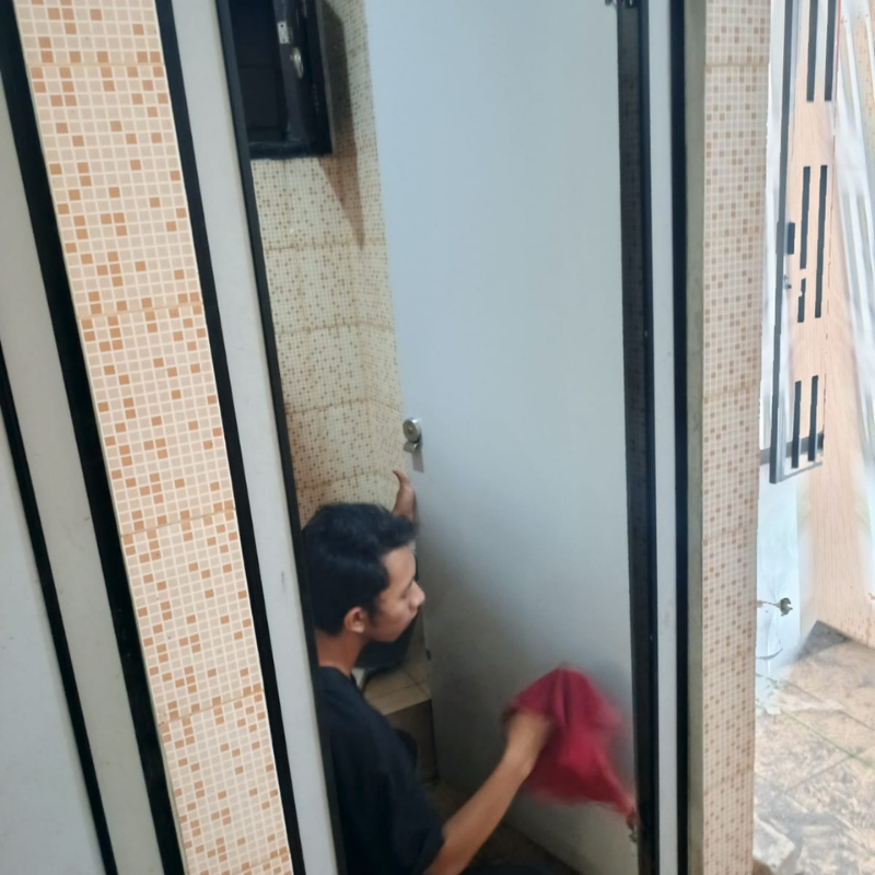 Jasa perbaikan toilet